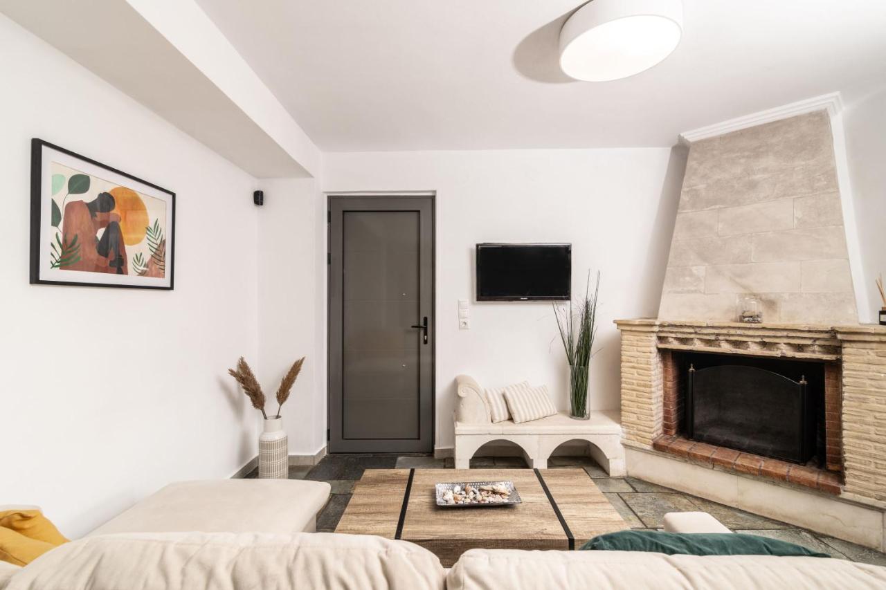 Binios Villa - Private Pool, Walking Distance From The Beach Vasilikí Exterior foto