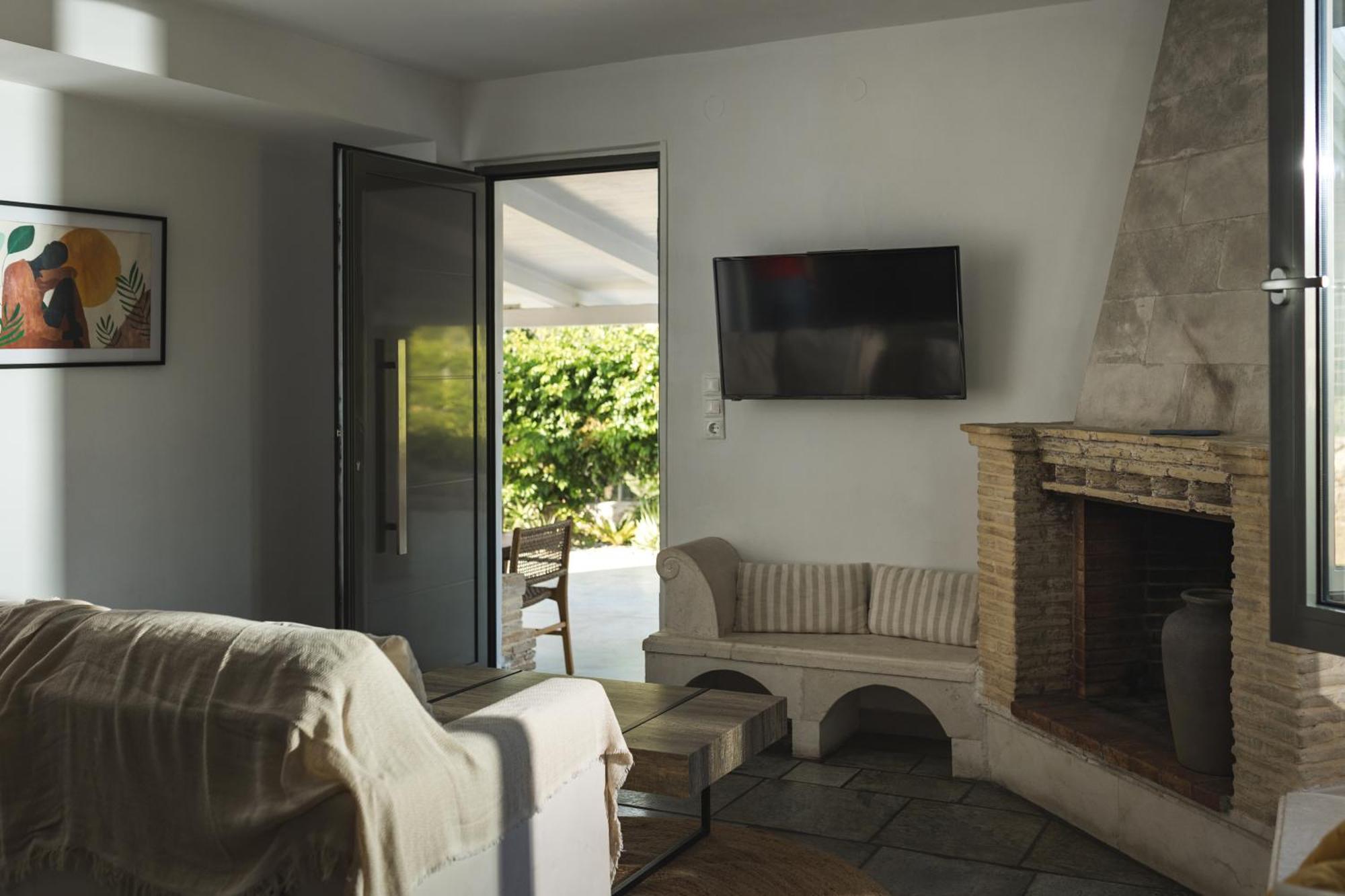 Binios Villa - Private Pool, Walking Distance From The Beach Vasilikí Exterior foto